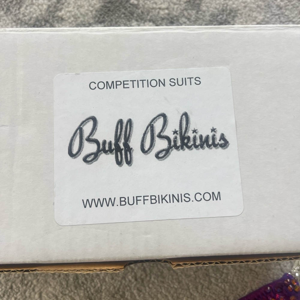 Competition Bikini - image 5